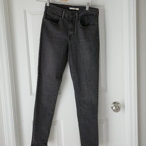 Levi's high rise skinny jeans (721)